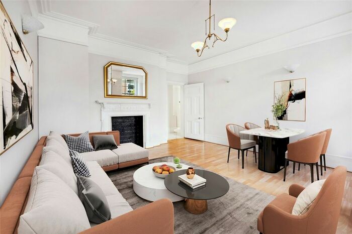 4 Bedroom Flat To Rent In Old Brompton Road, Earls Court, SW5