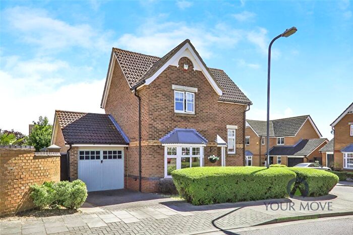 4 Bedroom Detached House To Rent In Greenhaven Drive, London, SE28