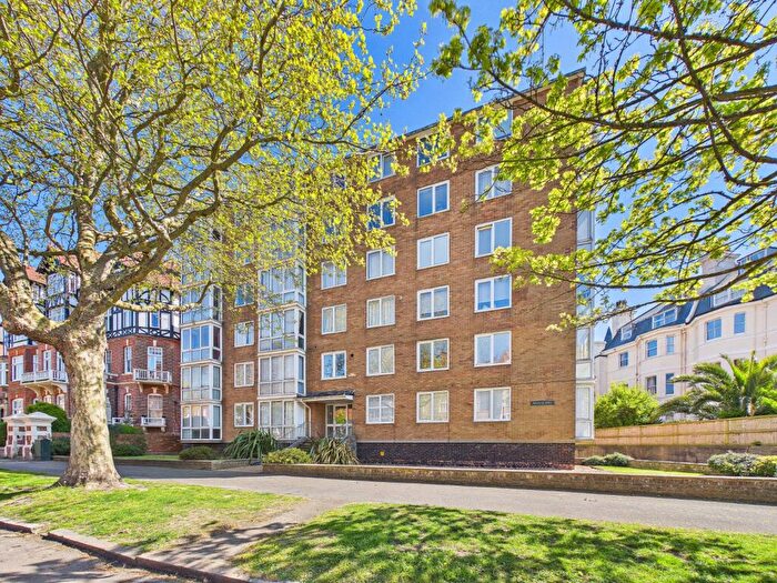 2 Bedroom Apartment For Sale In Edinburgh Place, Earls Avenue, Folkestone, Kent, CT20
