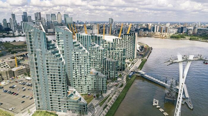 3 Bedroom Flat For Sale In Greenwich Peninsula, Court Road, Greenwich, London, SE10