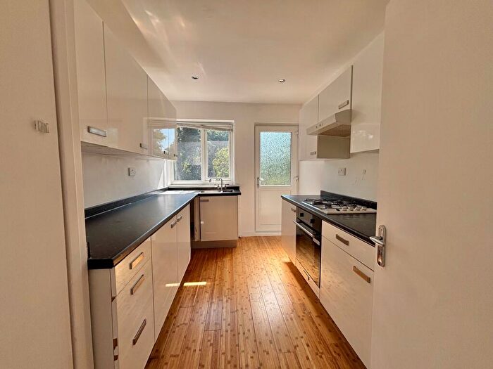 2 Bedroom Flat To Rent In Tunstall Road, SR2