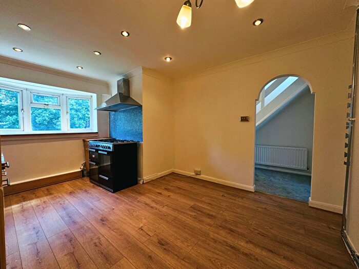 3 Bedroom End Of Terrace House For Sale In Hampden Close, Crawley, RH10