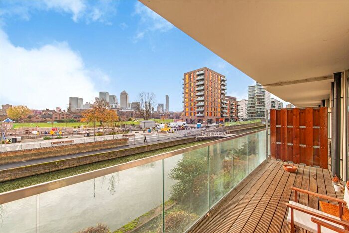 2 Bedroom Apartment To Rent In Ursula Gould Way, E14