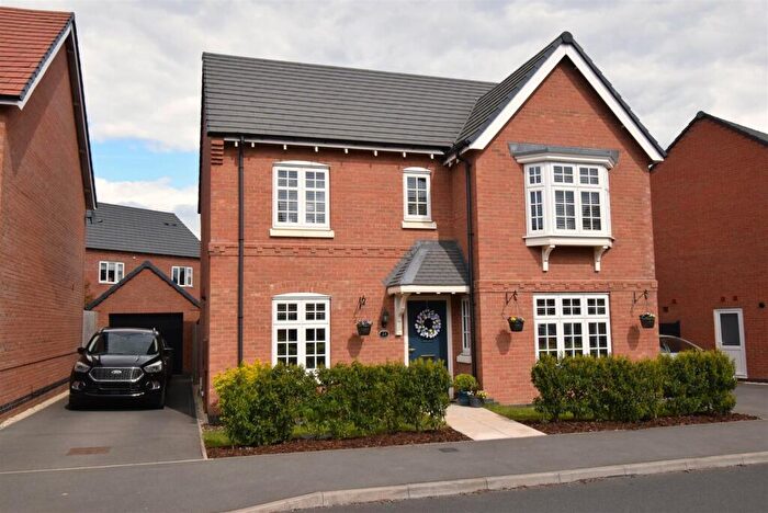 4 Bedroom Detached House For Sale In Lowe Street, Hugglescote, Coalville, LE67