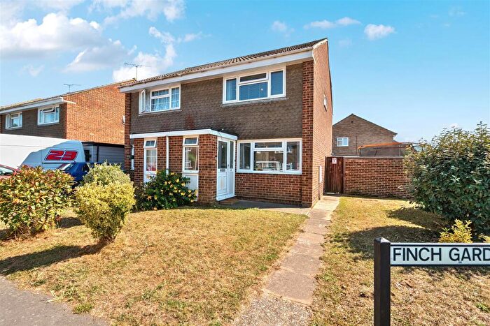 2 Bedroom Semi-Detached House For Sale In Finch Gardens, North Bersted, PO22