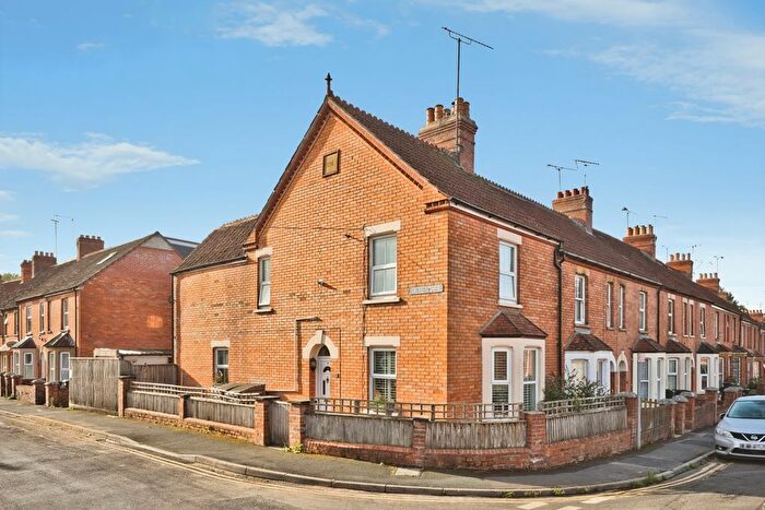 3 Bedroom End Of Terrace House For Sale In Hendford Grove, Yeovil, Somerset, BA20