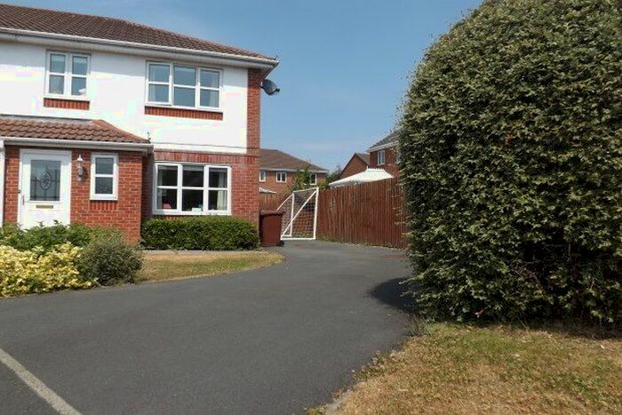 3 Bedroom Property To Rent In Woodlark Drive, Chorley PR7