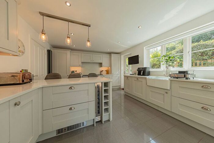 4 Bedroom Semi-Detached House For Sale In Elm Tree Court, Stoneygate, LE2