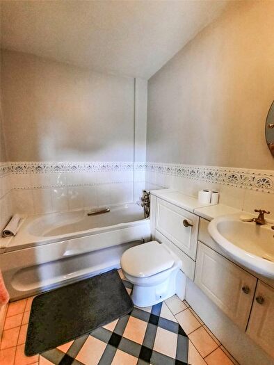 2 Bedroom Flat To Rent In Brennus Place, Chester, Cheshire, CH1