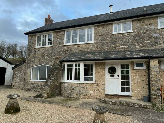 2 Bedroom House To Rent In Branscombe, EX12
