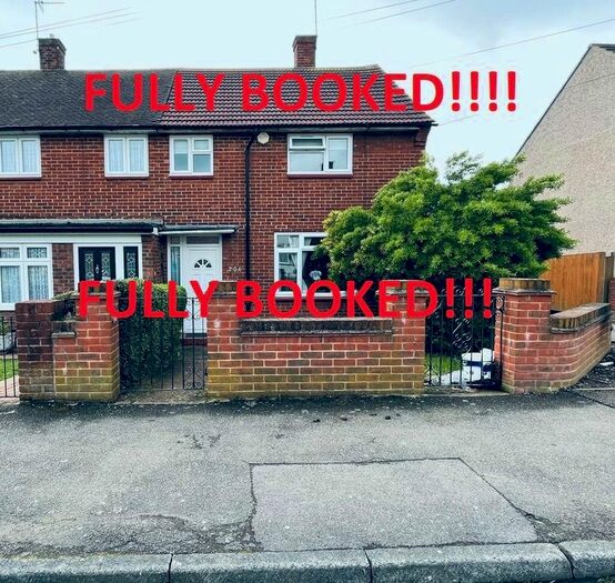 2 Bedroom End Of Terrace House To Rent In Bridgwater Road, Romford, RM3