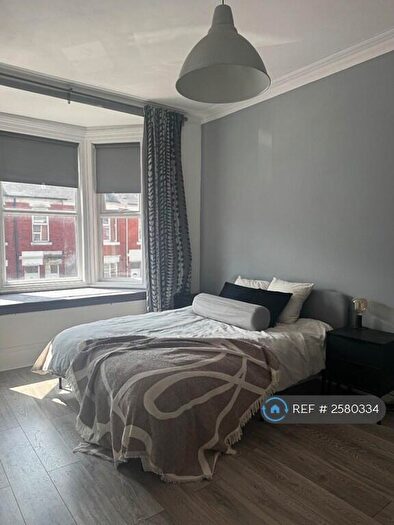 3 Bedroom Flat To Rent In Simonside Terrace, Newcastle Upon Tyne, NE6