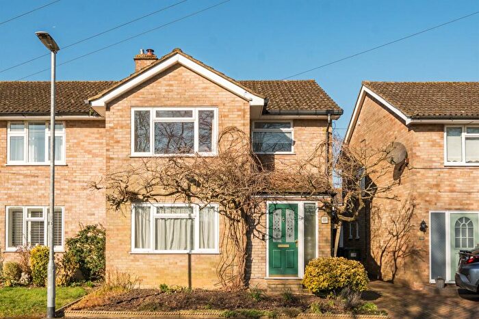 3 Bedroom End Of Terrace House For Sale In Homefield, Potten End, Berkhamsted, HP4