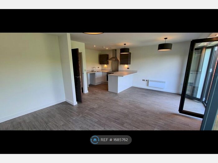 Studio To Rent In Riverside Apartments, Leicester, LE2