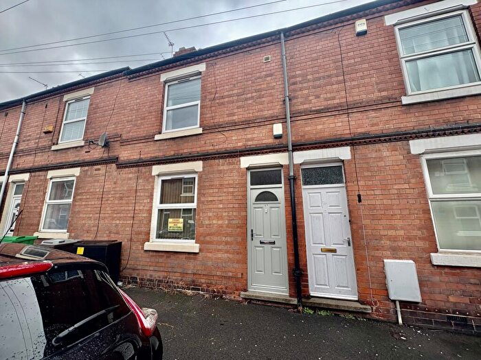 6 Bedroom Terraced House To Rent In £ Pppw Watkin St, City Centre, NG3