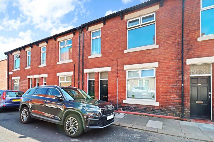 2 Bedroom Flat To Rent In Vine Street, Wallsend, Tyne And Wear, NE28