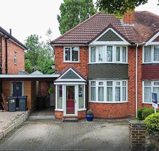 3 Bedroom Semi Detached House For Sale In Sunnymead Road, Birmingham, B26
