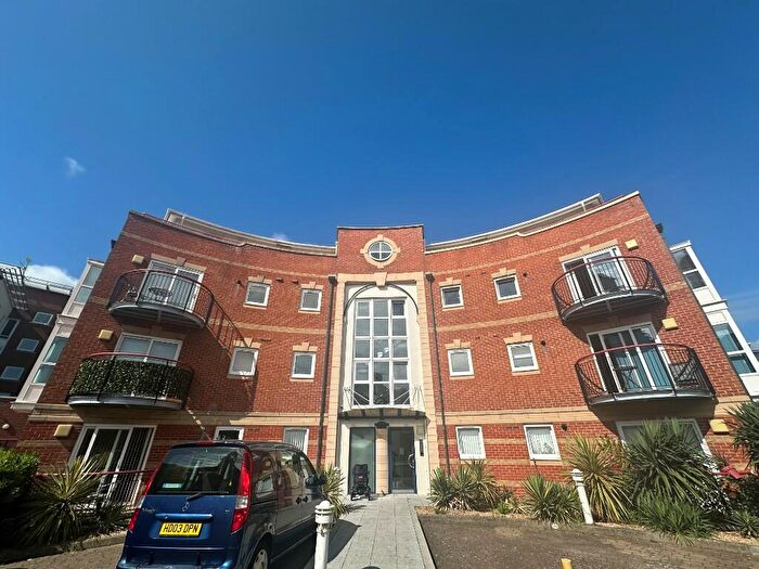 1 Bedroom Flat To Rent In Gunwharf Quays, Portsmouth, Hampshire, PO1