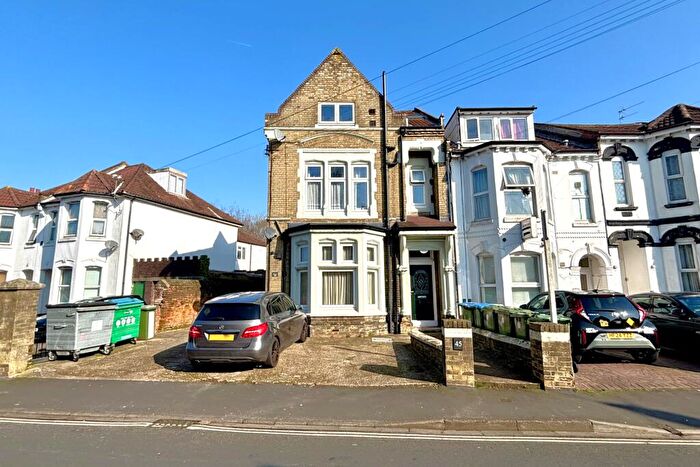 Studio To Rent In The Polygon, Southampton, SO15