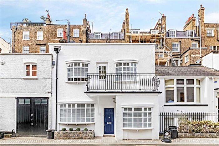 2 Bedroom Property To Rent In Gloucester Place Mews, London, W1U
