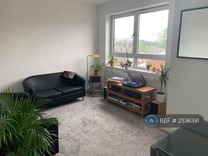 4 Bedroom Flat To Rent In Idonia Street, London, SE8