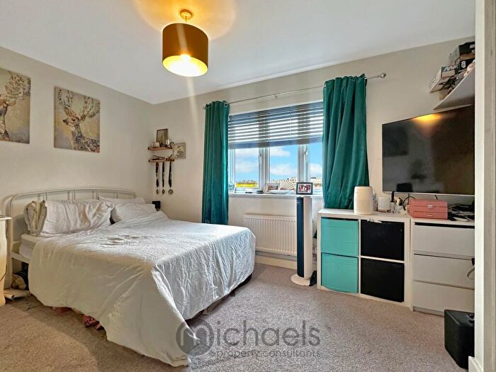 2 Bedroom Semi-Detached House For Sale In Lilianna Road, Colchester, CO4