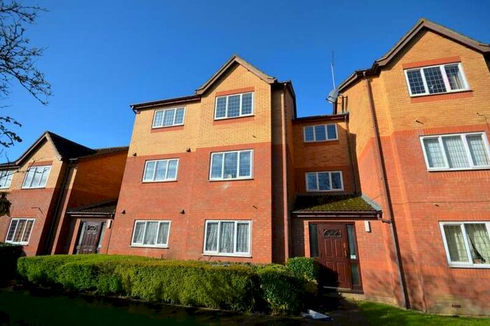 1 Bedroom Flat To Rent In Faraday Close, Upton, Northampton, NN5