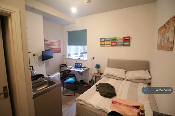 Studio To Rent In Holyhead Road, Coventry, CV1