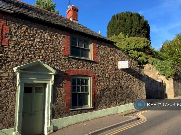 3 Bedroom End Of Terrace House To Rent In High Street, Bruton, BA10