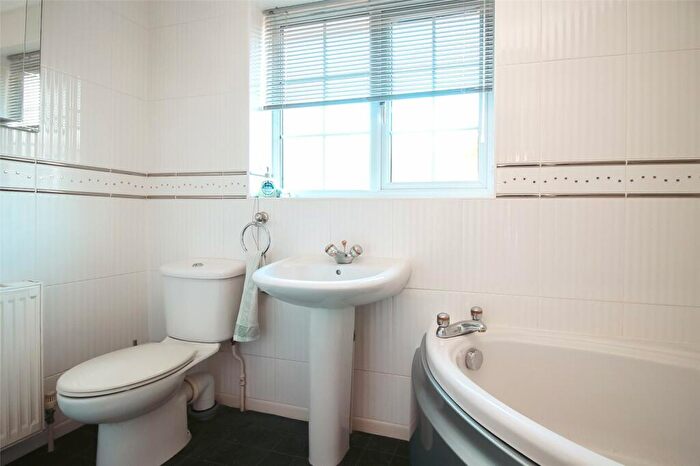3 Bedroom Bungalow For Sale In Acacia Close, Bideford, Devon, EX39
