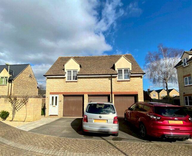 2 Bedroom Detached House To Rent In Compton Way, Witney, OX28