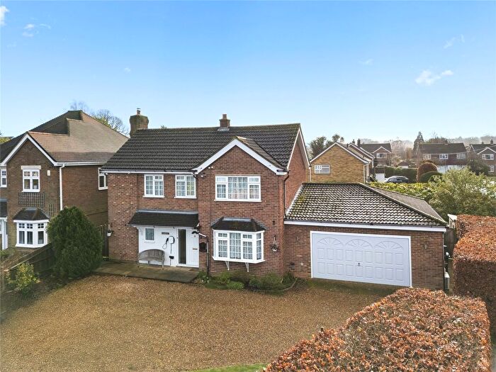 4 Bedroom Detached House For Sale In Sole Farm Road, Bookham, Leatherhead, Surrey, KT23