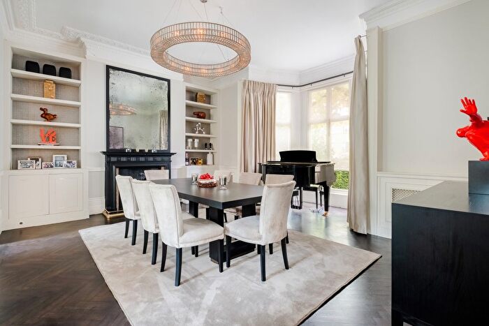 4 Bedroom Flat To Rent In Addison Road, London, W14