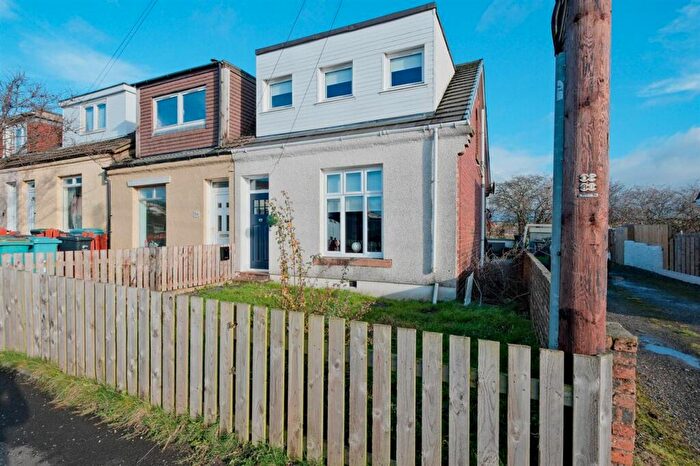 3 Bedroom End Of Terrace House For Sale In Biggar Road, Cleland, ML1