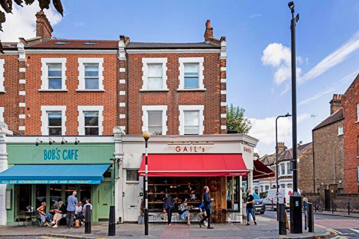 Flat To Rent In Salusbury Road, London, NW6