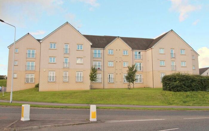 2 Bedroom Flat To Rent In Tarmachan Road, Dunfermline, KY11
