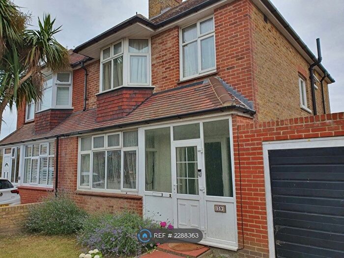 3 Bedroom Semi-Detached House To Rent In Bradstow Way, Broadstairs, CT10