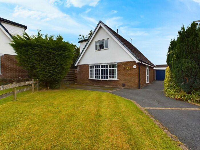 3 Bedroom Detached House For Sale In Knowe Hill Crescent, Lancaster, LA1