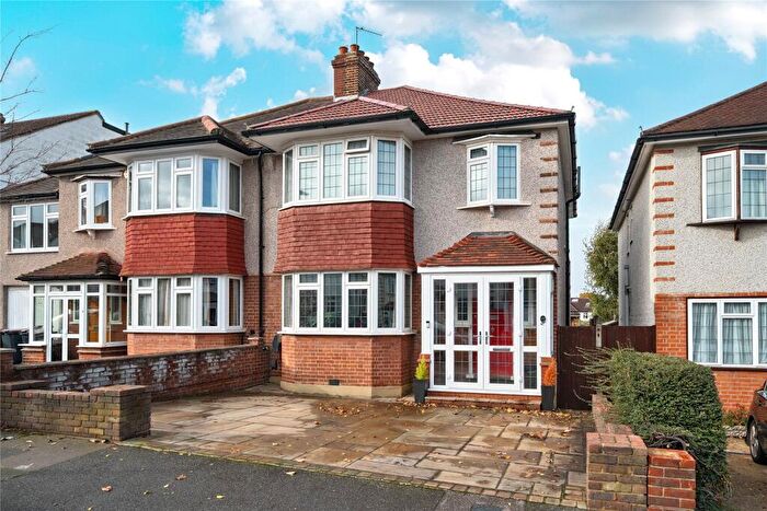 3 Bedroom Semi Detached House For Sale In Sherwood Way, West Wickham, BR4