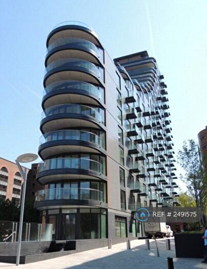 2 Bedroom Flat To Rent In Cobblestone Square, London, E1W