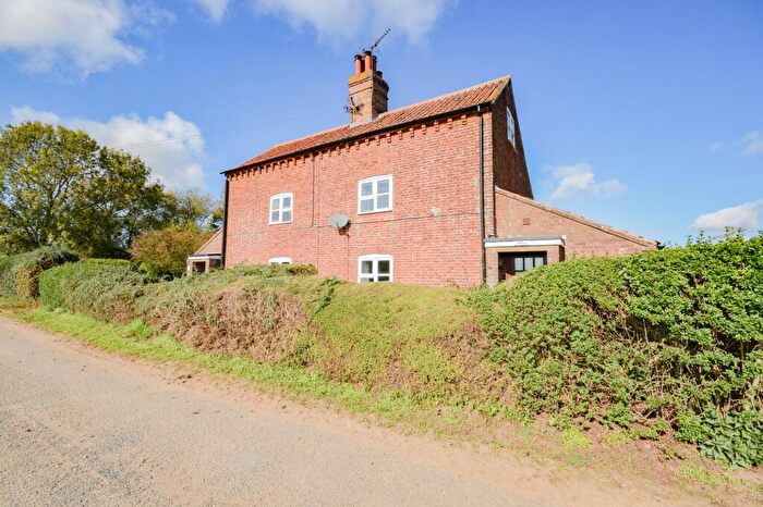 3 Bedroom Cottage To Rent In Syderstone, PE31