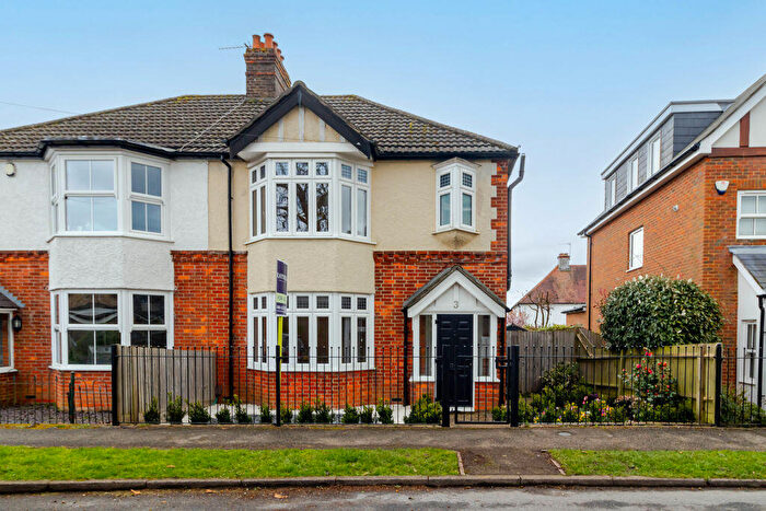 3 Bedroom Semi Detached House For Sale In Warren Park, Warlingham, CR6