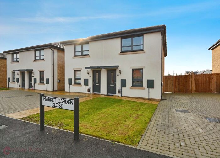 2 Bedroom Semi-Detached House For Sale In Market Garden Close, Ramsgate, Kent, CT12