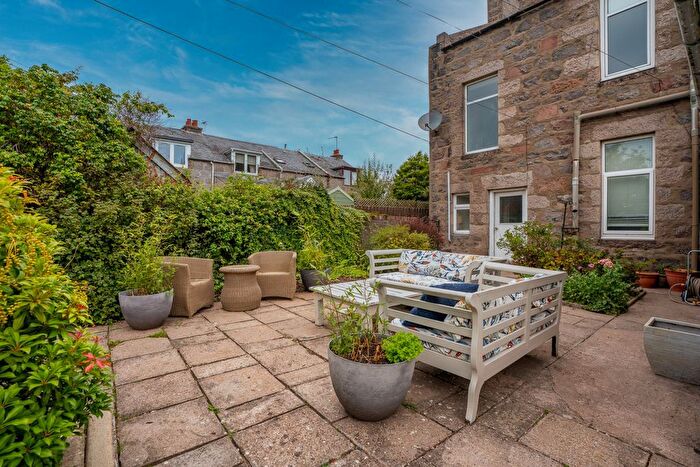 4 Bedroom Flat For Sale In Brunswick Place, Aberdeen, AB11