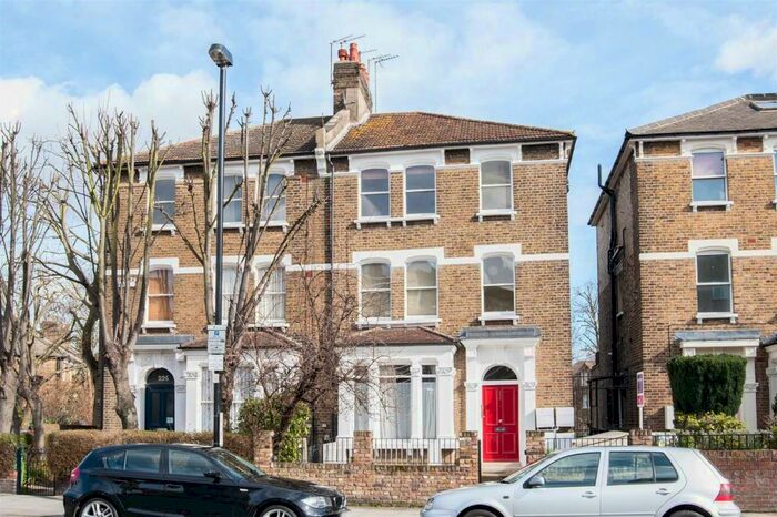 2 Bedroom Flat To Rent In Brecknock Road, Tufnell Park, N19
