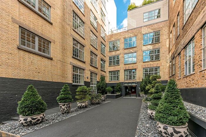 3 Bedroom Flat For Sale In Marshall Street, Soho, W1F