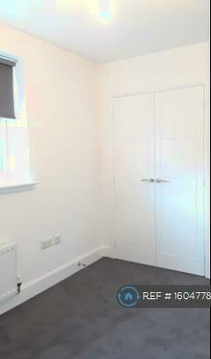 2 Bedroom Flat To Rent In Blackhill Brae, Crossgates, Cowdenbeath, KY4