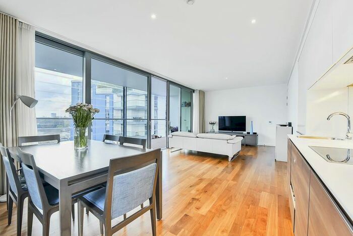 2 Bedroom Flat To Rent In Eastfields Avenue, London, SW18