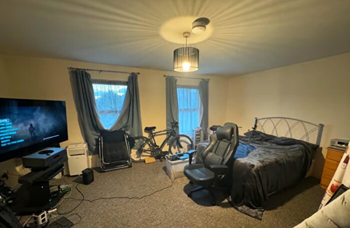 1 Bedroom Flat To Rent In Green Lane, Ilford, London, IG1