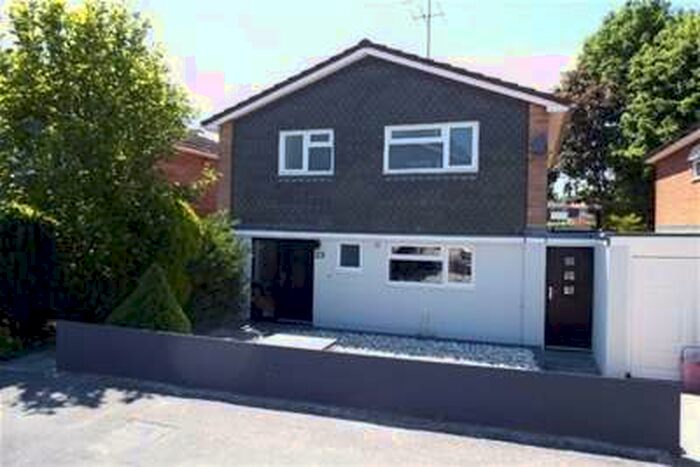 4 Bedroom House To Rent In Pepsal End, SG2